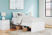 Load image into Gallery viewer, Onita  Platform Bed
