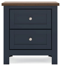 Load image into Gallery viewer, Landocken Full Panel Bed with Mirrored Dresser, Chest and Nightstand
