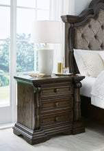 Load image into Gallery viewer, Maylee Queen Upholstered Bed with Dresser and Nightstand
