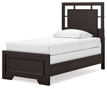 Load image into Gallery viewer, Covetown Twin Panel Bed with Mirrored Dresser and 2 Nightstands
