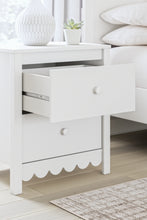 Load image into Gallery viewer, Hallityn Twin Panel Headboard with Dresser and Nightstand
