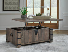 Load image into Gallery viewer, Hollum Coffee Table with 2 End Tables
